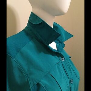 Columbia sport top .